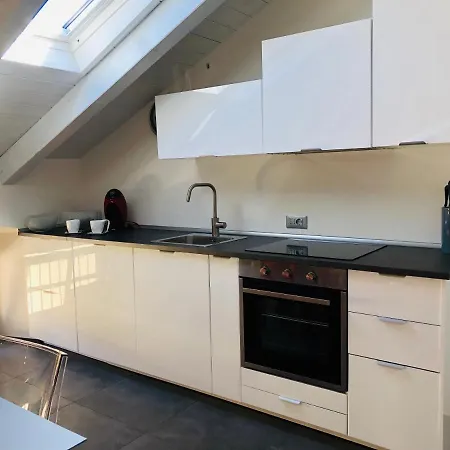 Loft & Jacuzzi Apartment