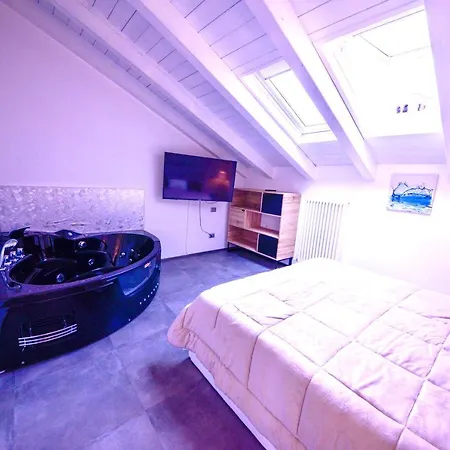 Loft & Jacuzzi *